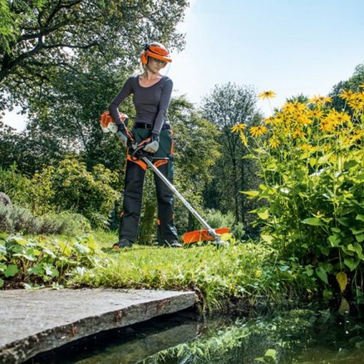 debrousailleuse-stihl-FS94ce-en-situation1